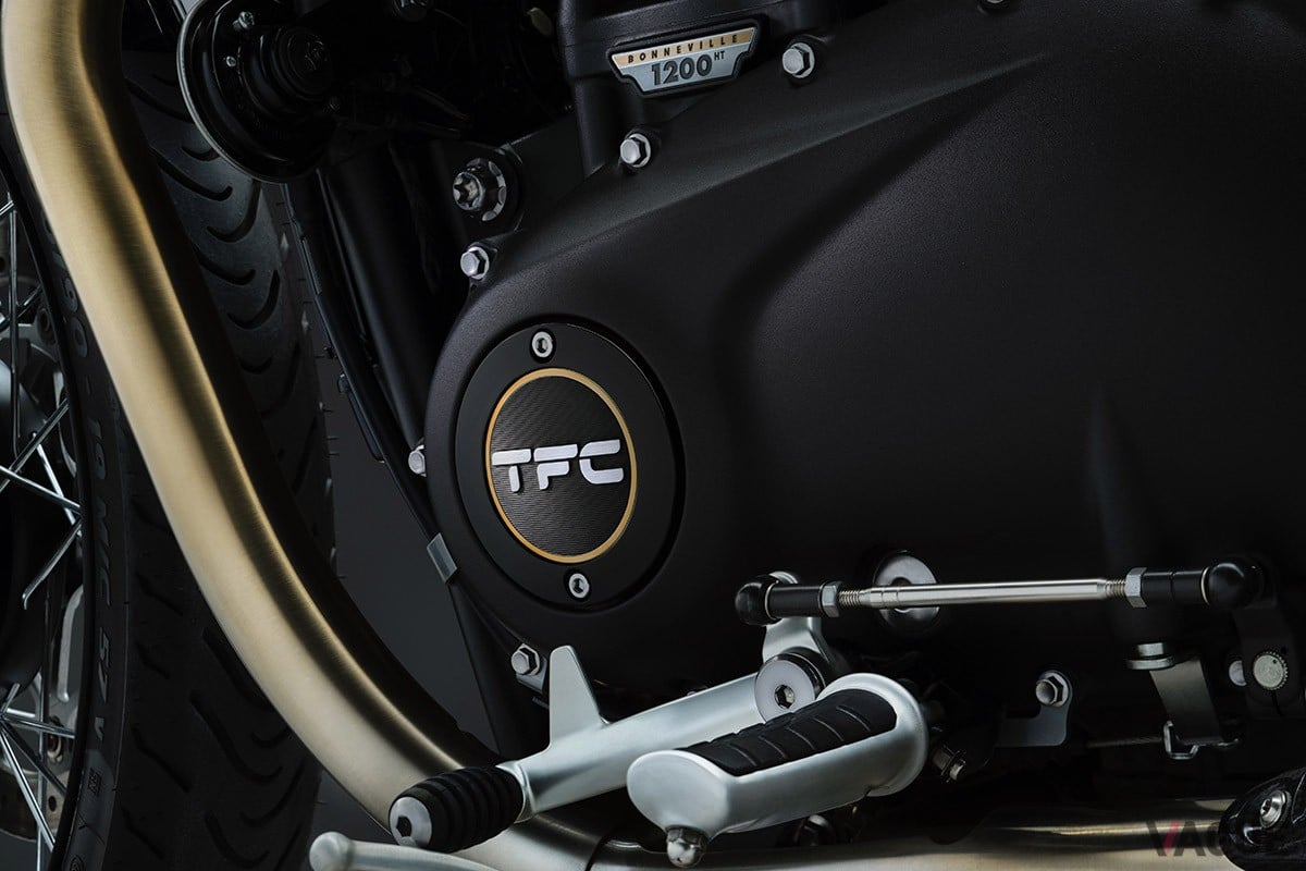トライアンフから、トライアンフ ファクトリー・カスタムが手がけた限定モデル「ボンネビル ボバー TFC」が登場
