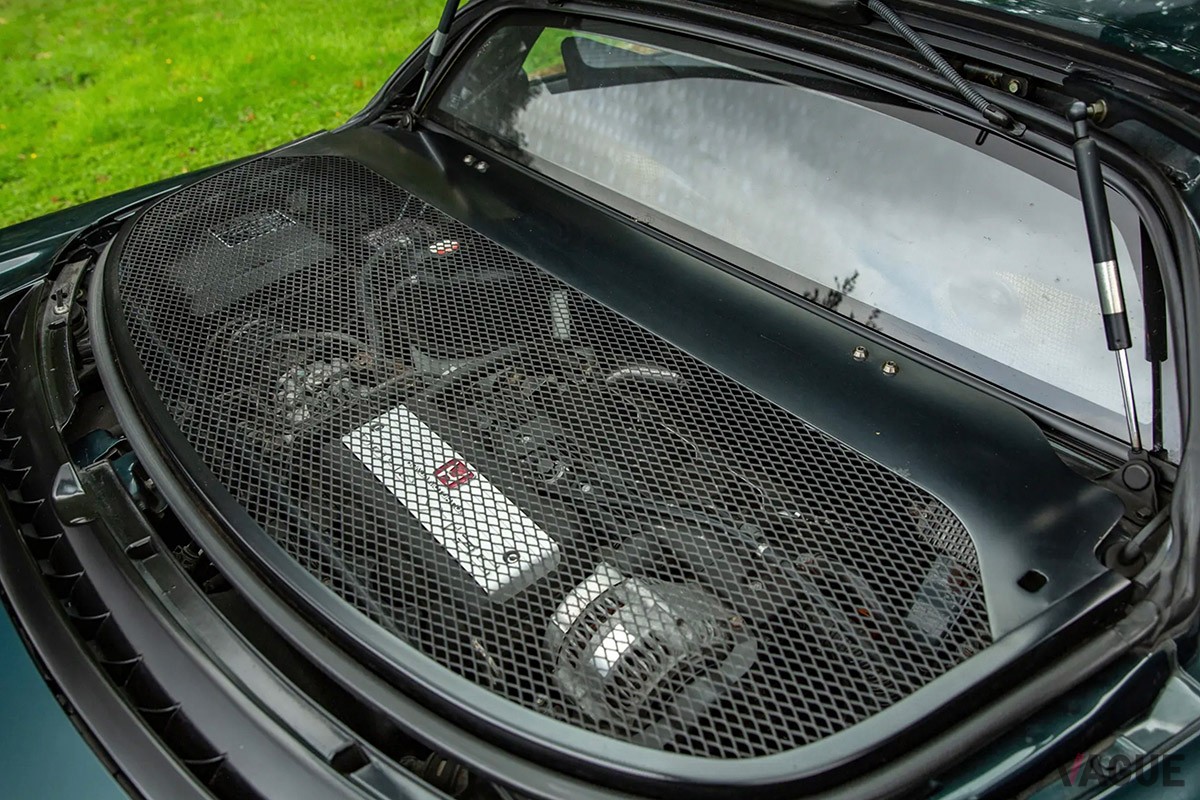 ザ・ペニンシュラ ロンドンで開催されたRMサザビーズのオークションに出品された1994年式のホンダ「NSX-R」（前期型）（C）RM サザビーズ