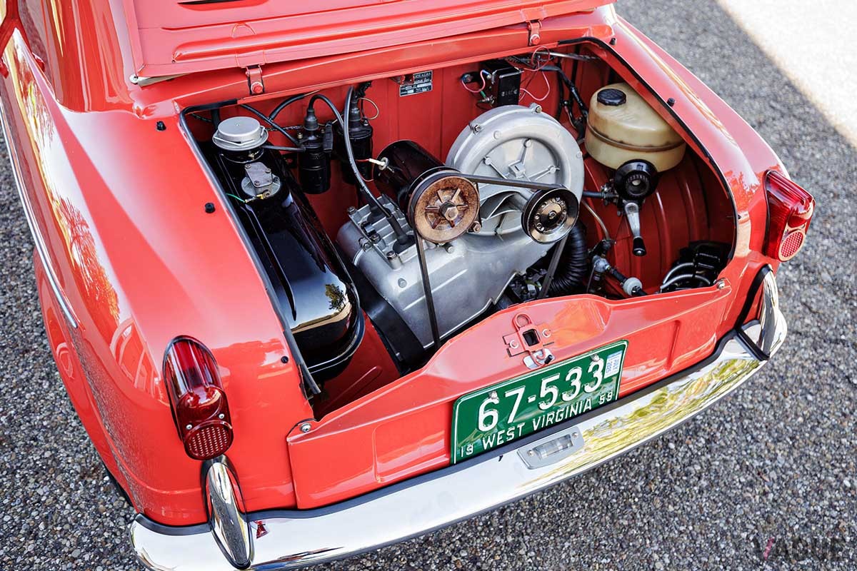 オークションに登場した1959年式「ベスパ400」Drew Shipley(c)2024 Courtesy of RM Sotheby's