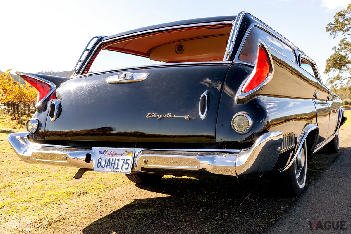 米国オークションに登場した1961年製クライスラー「ニューヨーカー」ワゴン