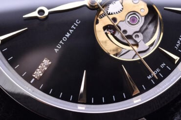 機械式時計の醍醐味が楽しめるオープンハート！ さらにメイド