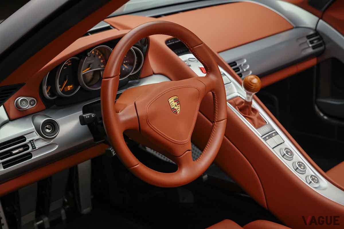 オークションに登場した2005年式ポルシェ「カレラGT」 (c)2023 Courtesy of RM Sotheby's