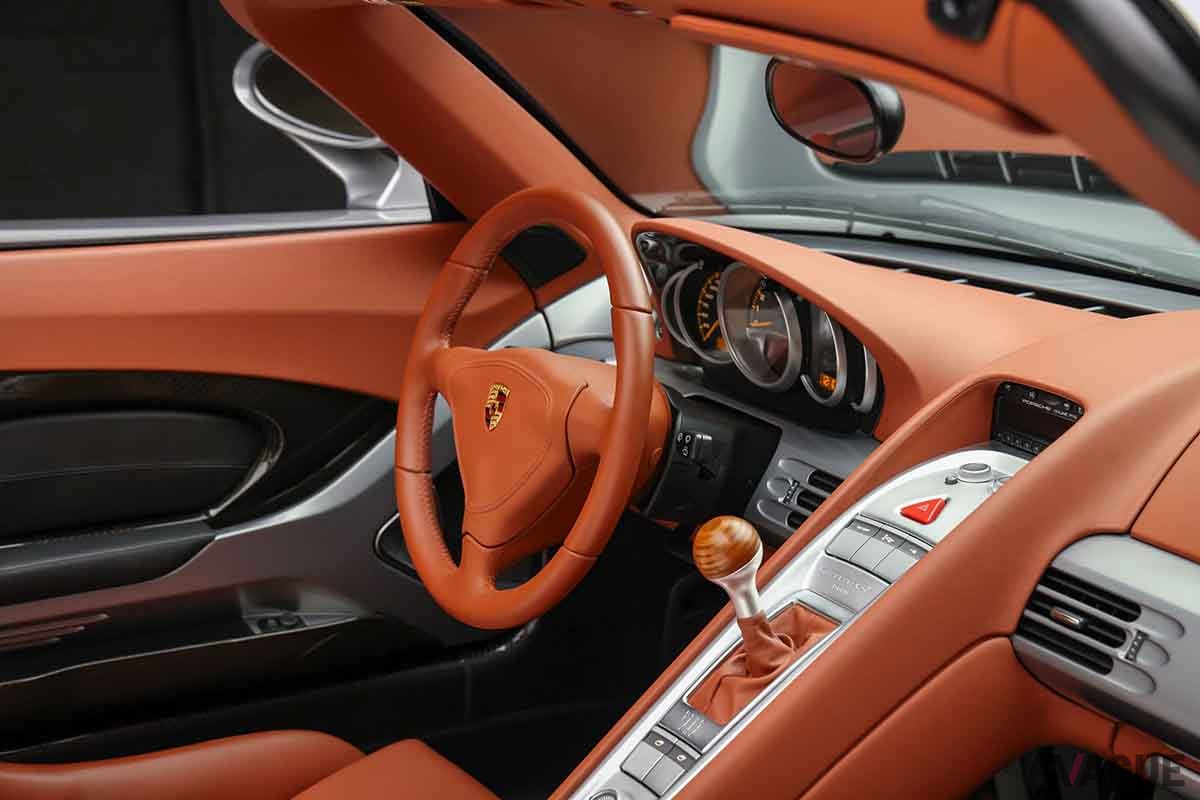 オークションに登場した2005年式ポルシェ「カレラGT」 (c)2023 Courtesy of RM Sotheby's