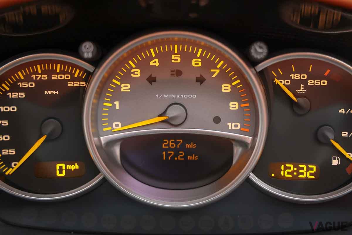 オークションに登場、約2億3000万円で落札された2005年式ポルシェ「カレラGT」。走行距離は7360kmだ　John Afravi（c）2025 Courtesy of RM Sotheby's
