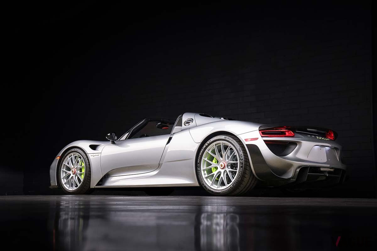 オークションに登場した2015年式ポルシェ「918“ヴァイザッハ”スパイダー」(c)2024 Courtsy of RM Sotheby's