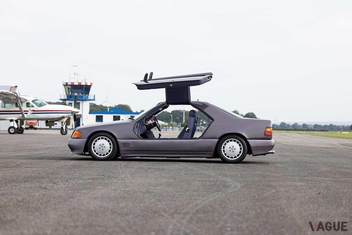 オークションに出品されたBoschert（ボシャート）「B300 ガルウィング」