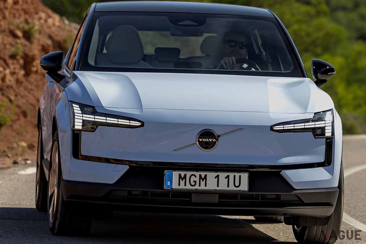 欧州カー・オブ・ザ・イヤー2024の最終候補車7台に選ばれたボルボ新型「EX30」