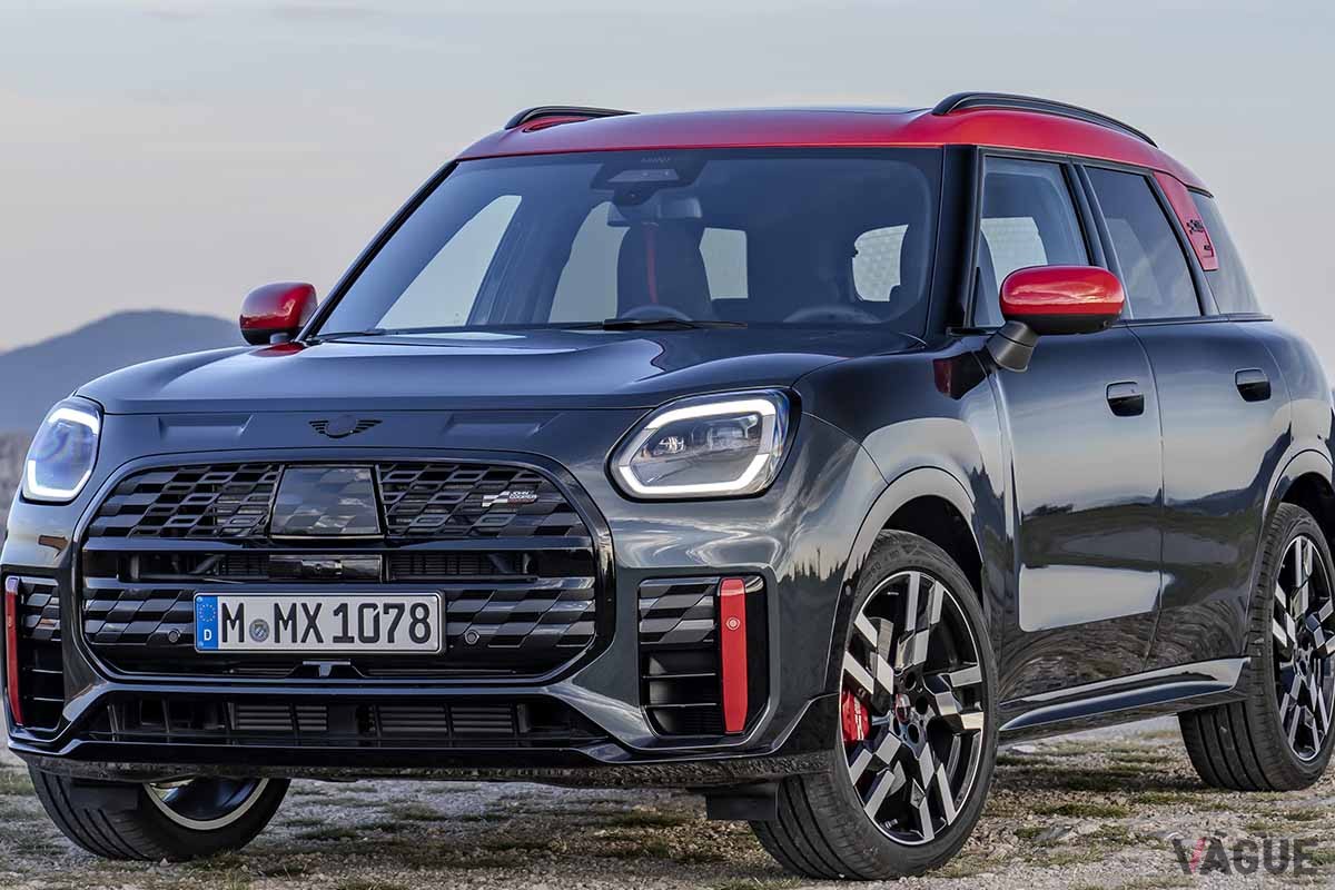 新型「ミニJCWカントリーマン」