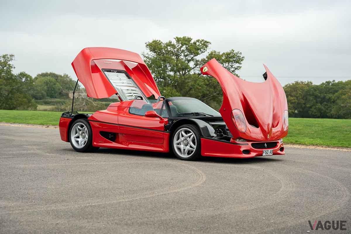 オークションに登場した1997年製フェラーリ「F50」