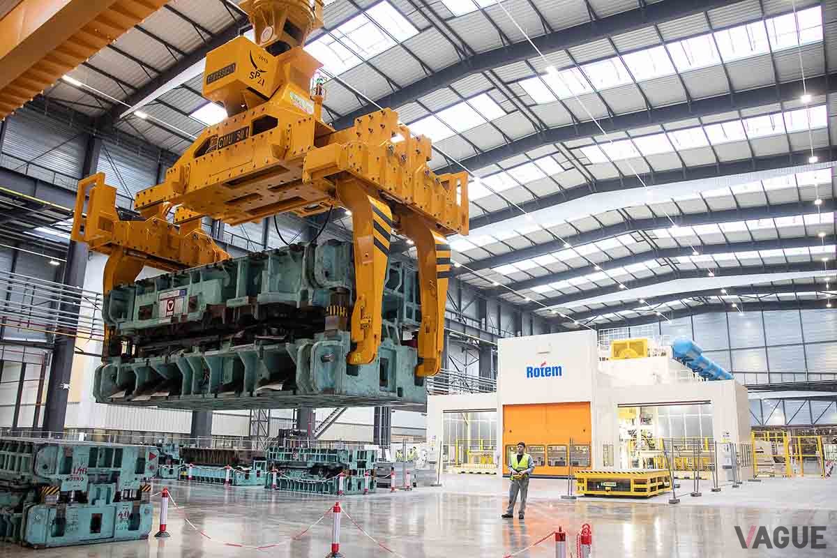仏モブージュ工場