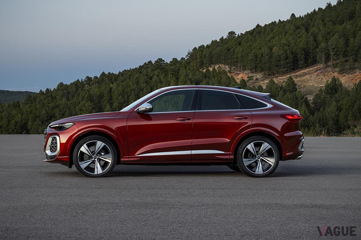 新型SQ5スポーツバックのエクステリア