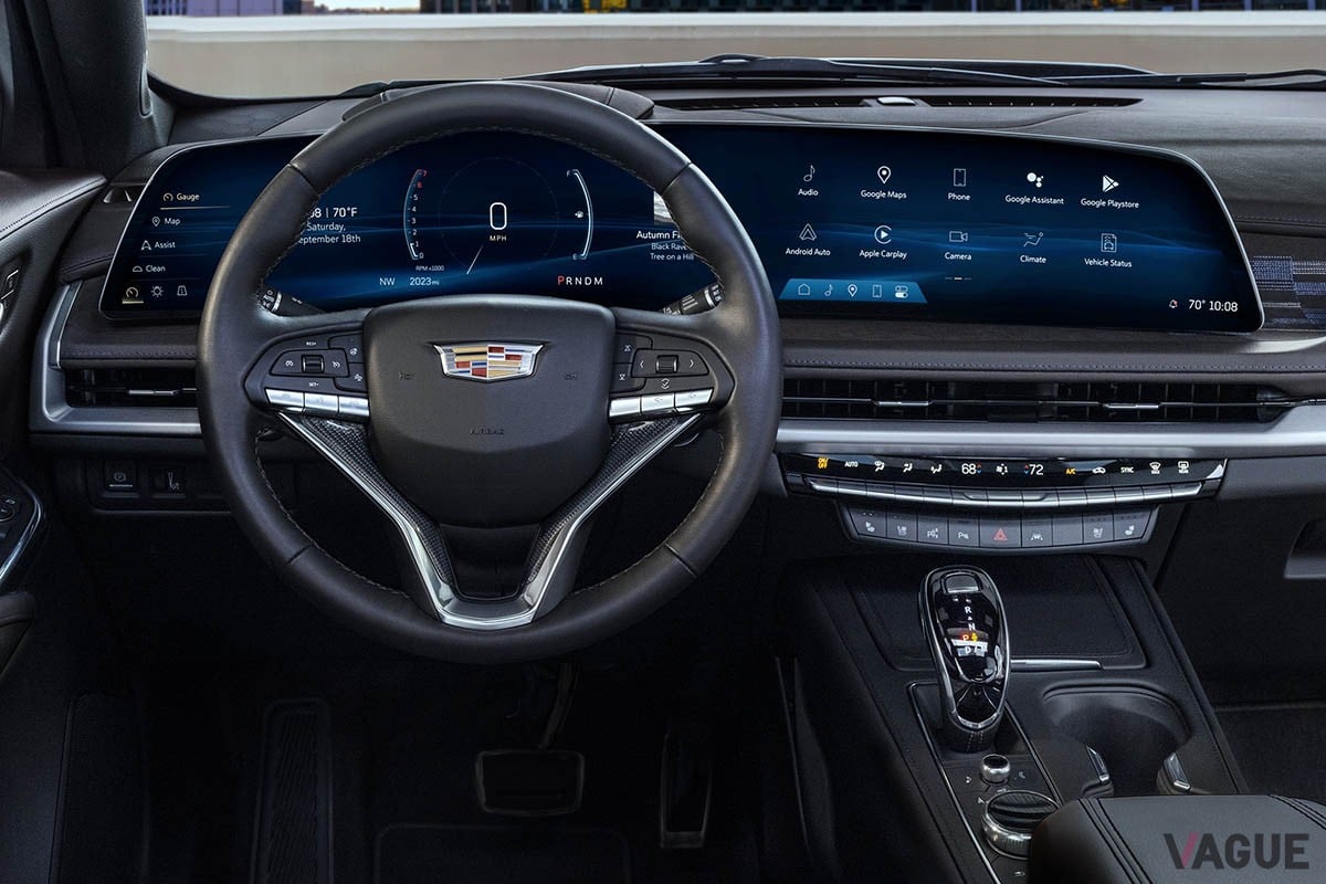 マイナーチェンジした新型「キャデラックXT4」のインテリア
