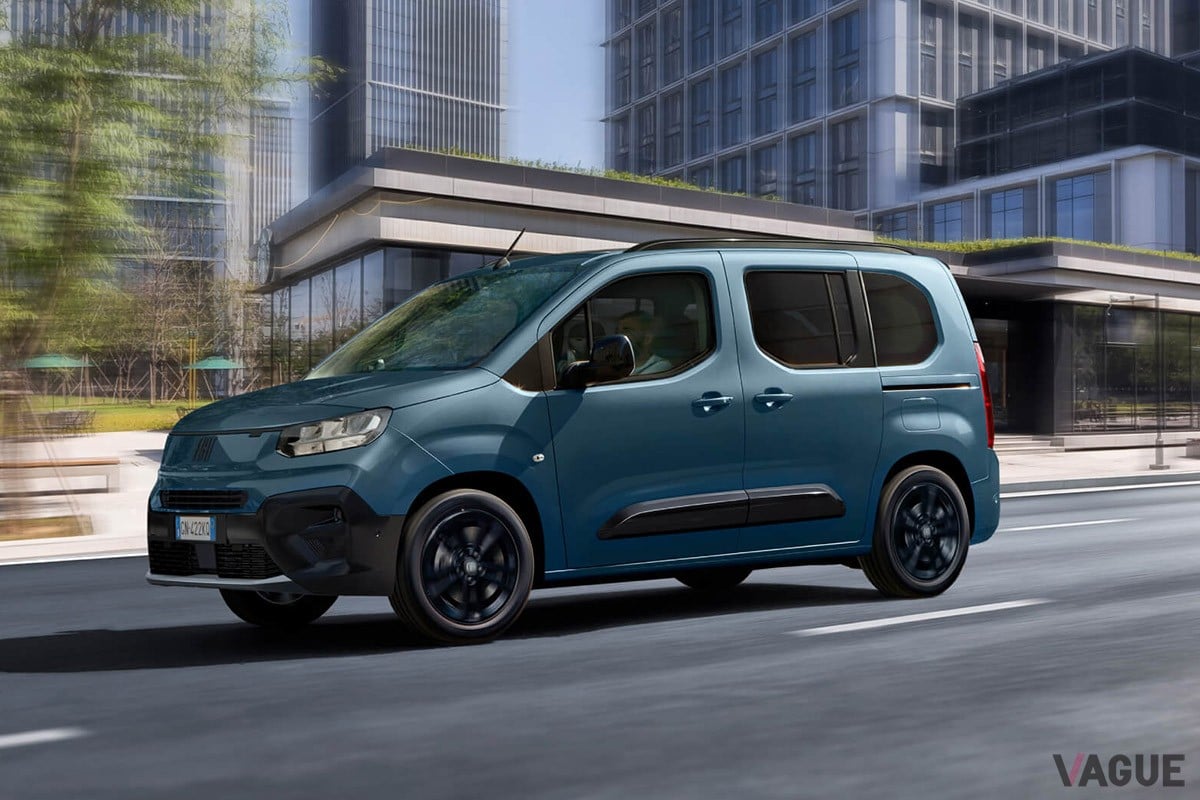 今回の改良モデルは、新世代の「FIAT」ブランドロゴを内外装に採用