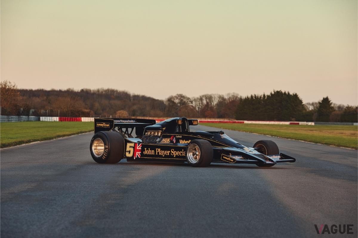 ロータス・タイプ 97T にインスパイアされた限定車「エミーラ・リミテッド」