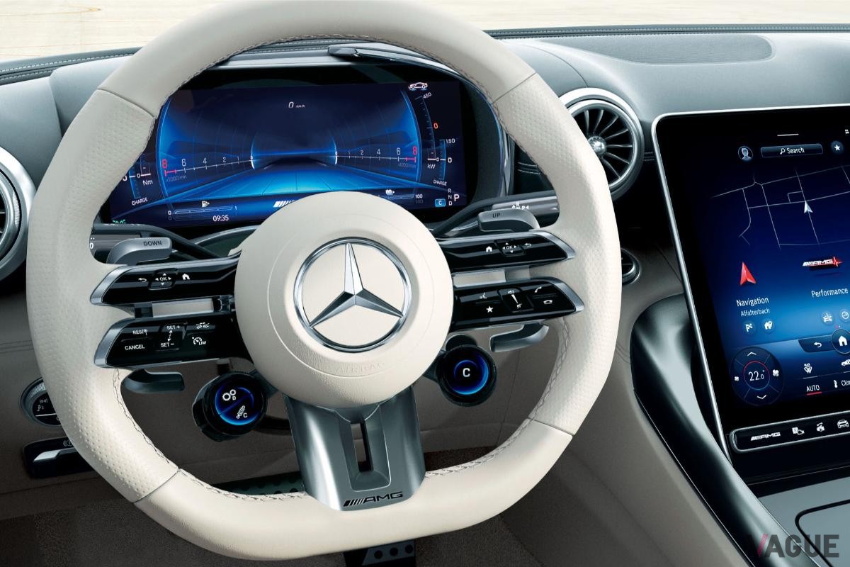 日本で発売が開始された新型メルセデスAMG「SL63 SEパフォーマンス」