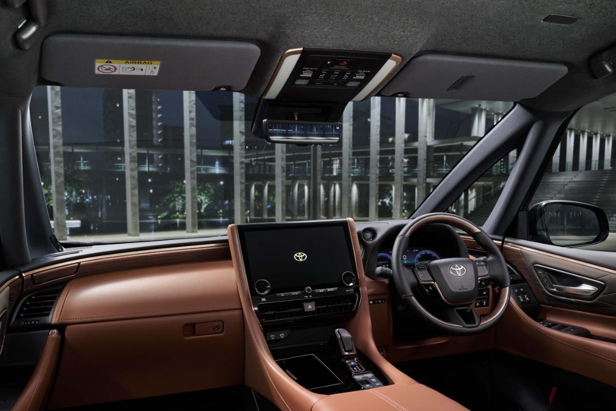 2024年12月20日に登場した「アルファード」「ヴェルファイア」のプラグインハイブリッドシステム（PHEV）搭載モデル