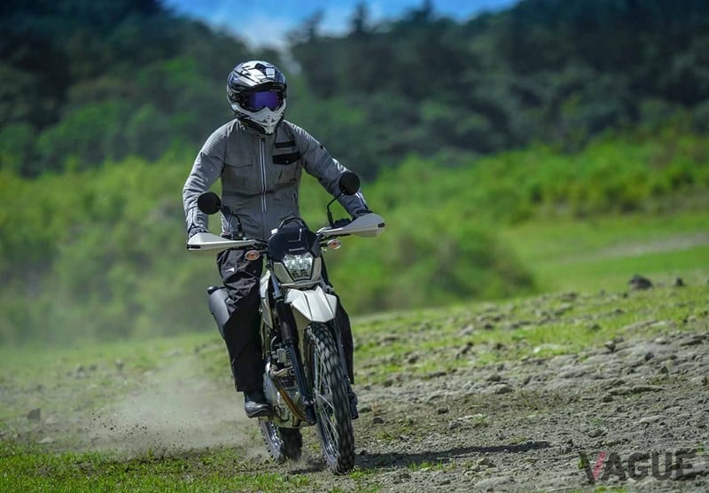 カワサキ「KLX230シェルパ」