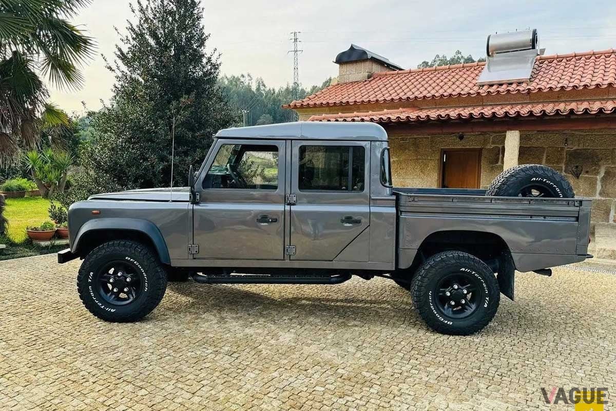 米国オークションに登場した1999年型ランドローバー「ディフェンダー 130Tdi」ピックアップ