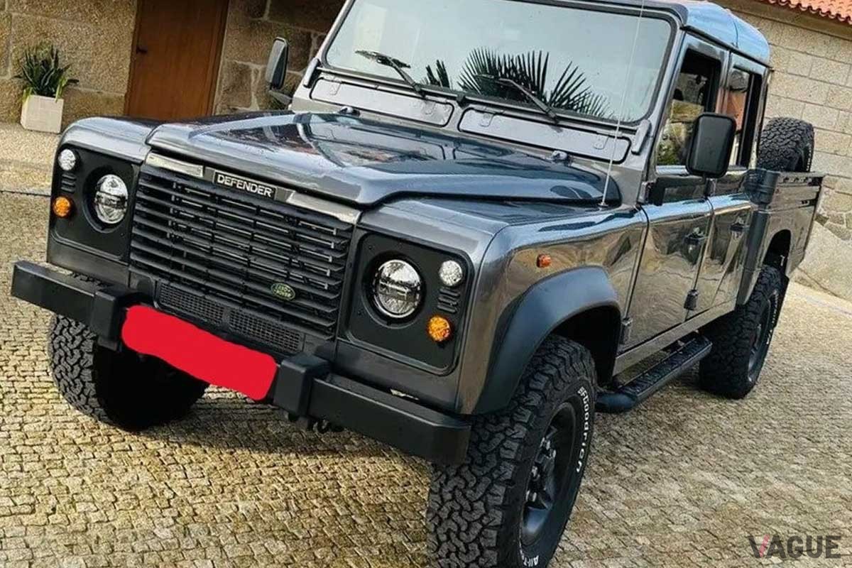 米国オークションに登場した1999年型ランドローバー「ディフェンダー 130Tdi」ピックアップ
