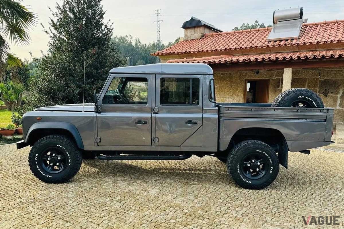 米国オークションに登場した1999年型ランドローバー「ディフェンダー 130Tdi」ピックアップ