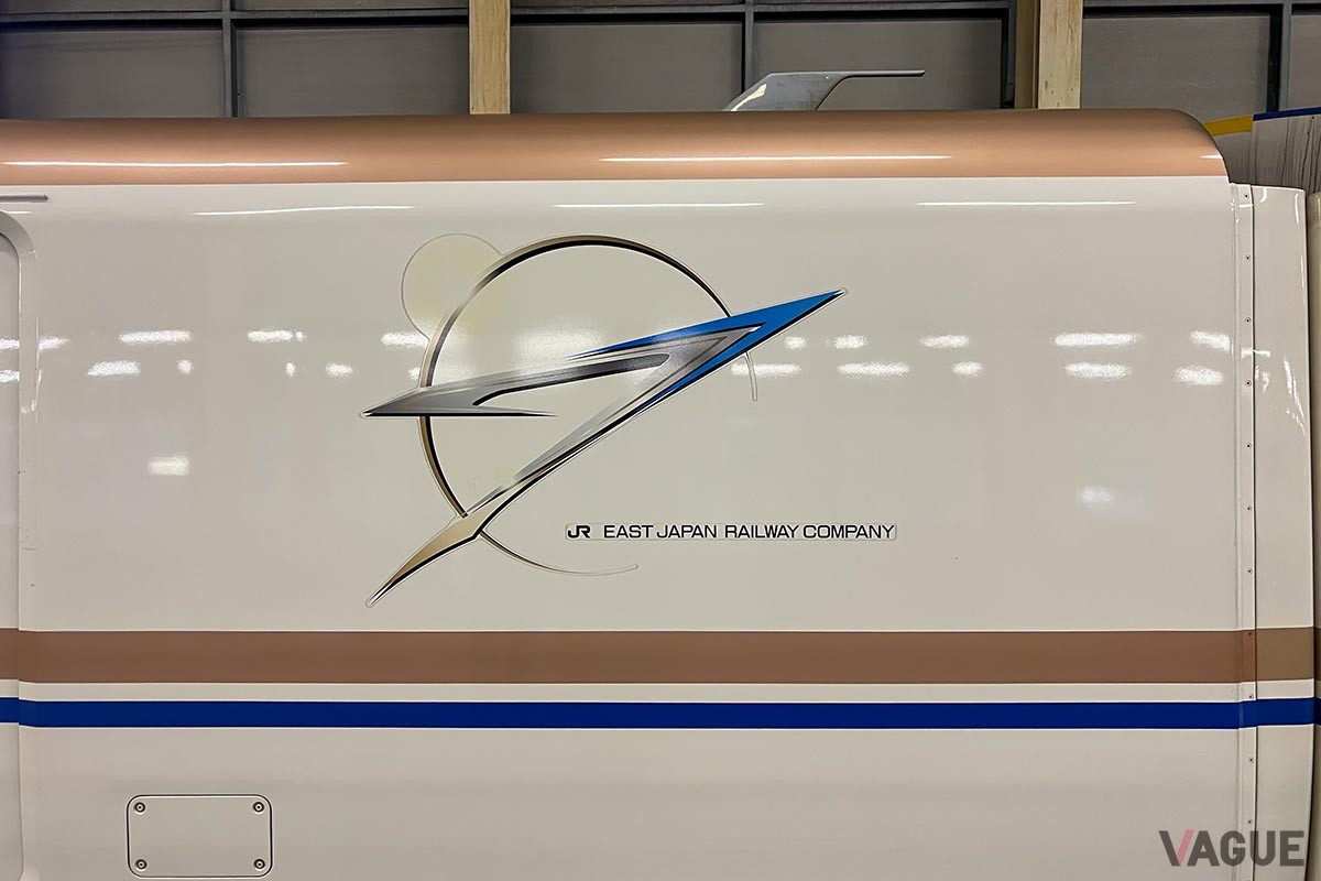 上越新幹線、北陸新幹線では12号車（下り列車先頭車両）に設定されるグランクラス