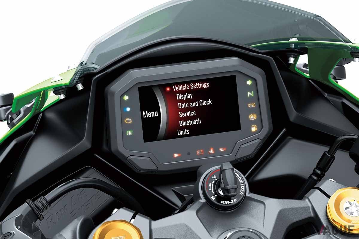 カワサキ「ニンジャ ZX-25R」