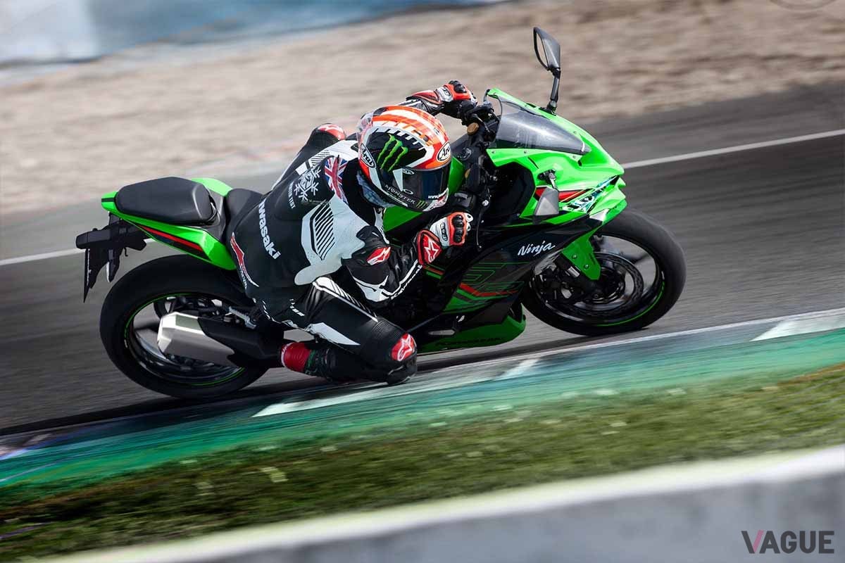 カワサキ「ニンジャ ZX-25R」