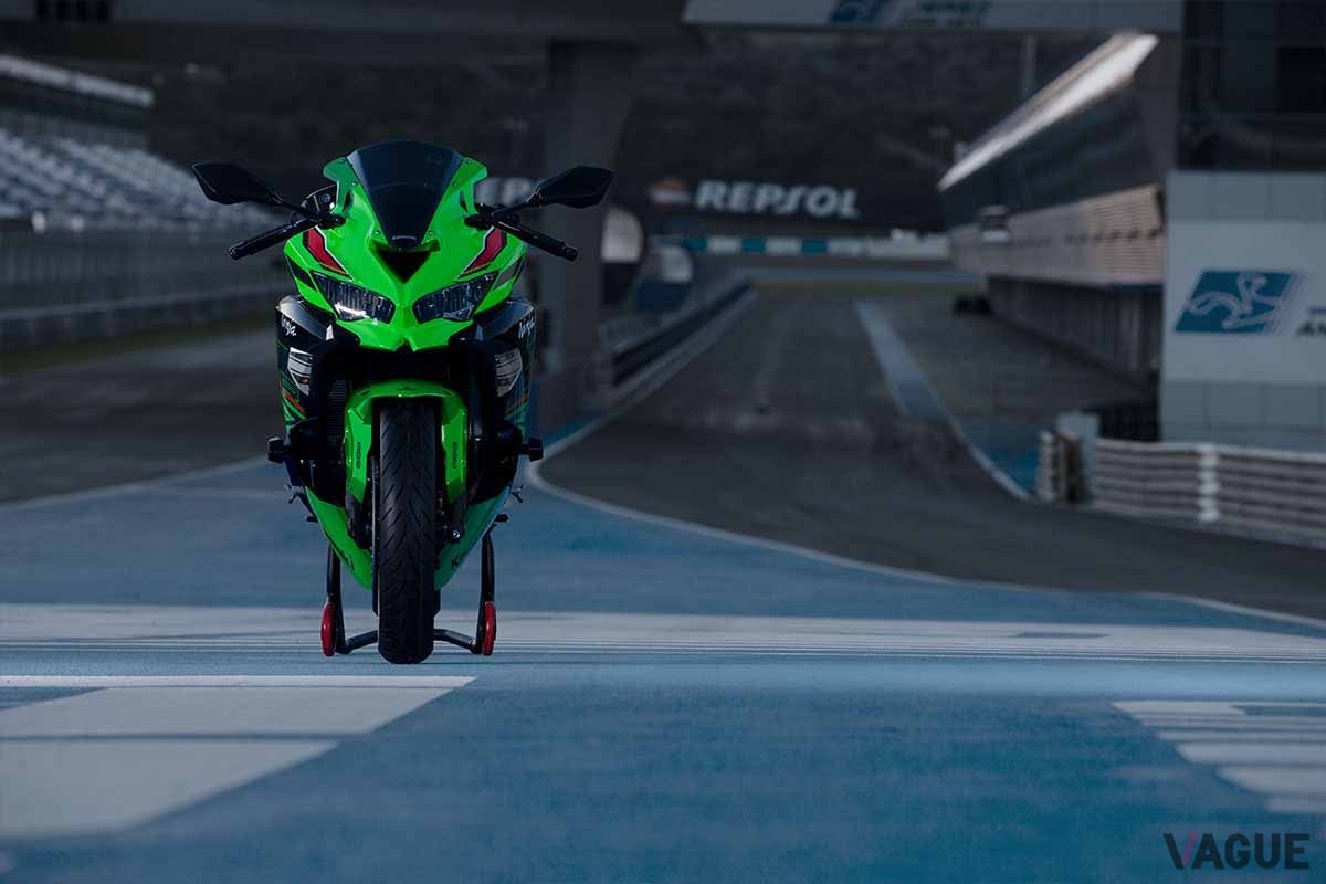 カワサキ「ニンジャZX-25R」
