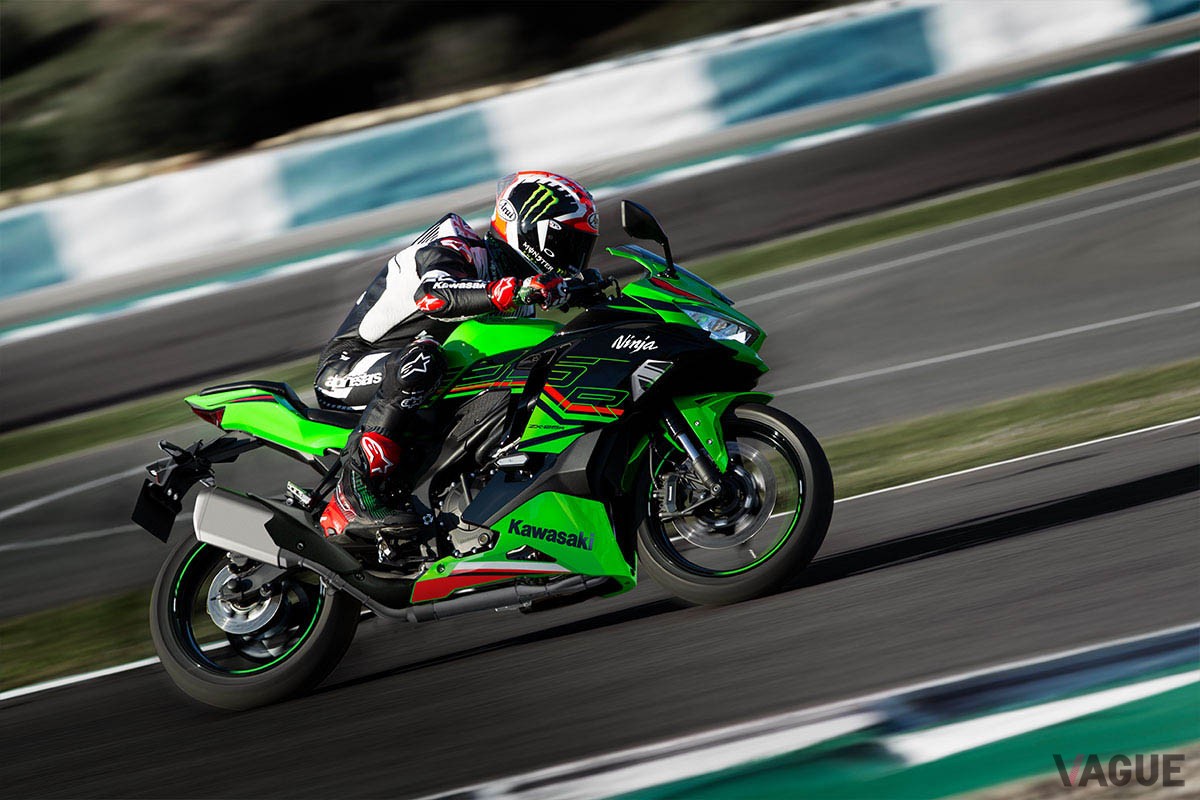 カワサキ「ニンジャZX-25R SE」 KRT EDITION