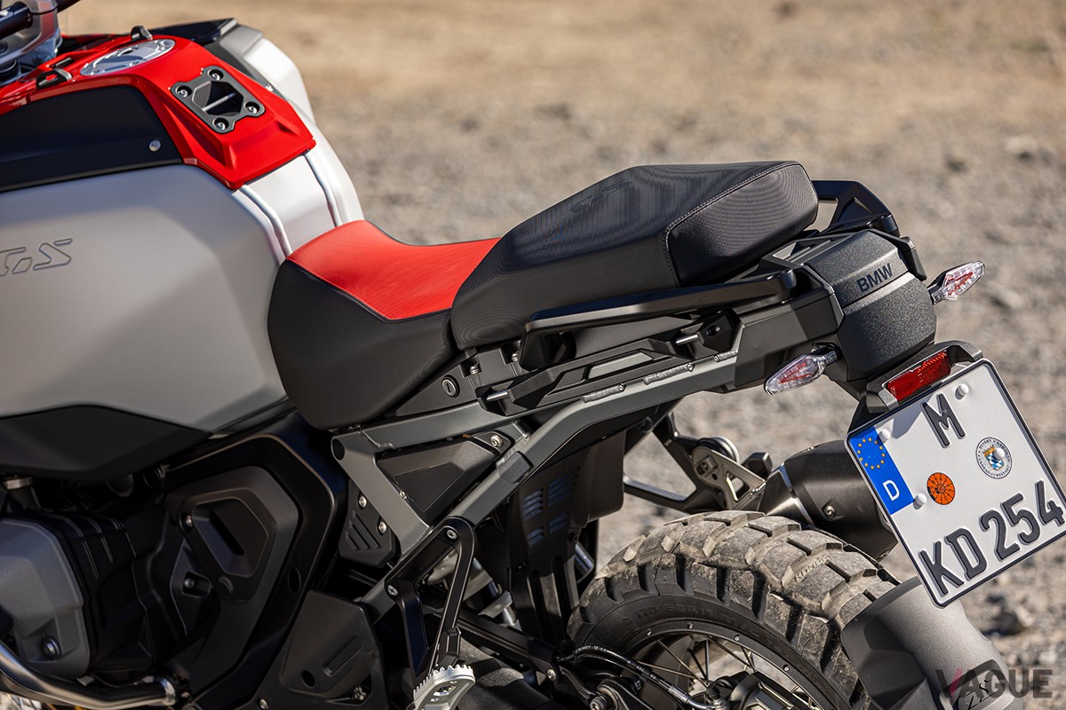 2024年に日本上陸を果たしたBMWモトラッド「R1300GSアドベンチャー」