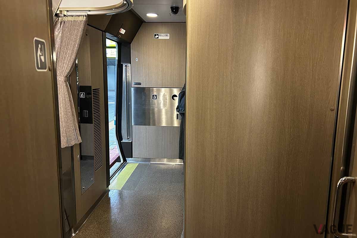 臨時特急まほろば号の車内