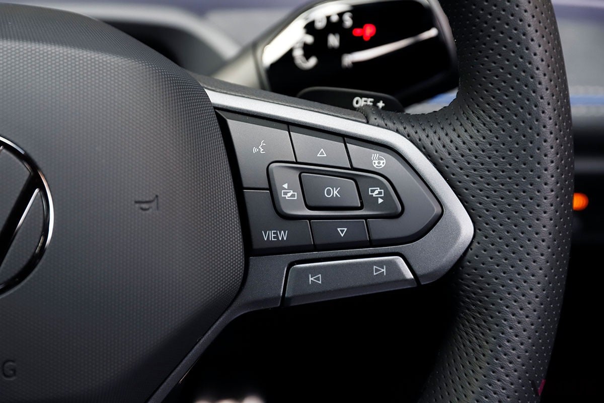 VW新型「パサート」