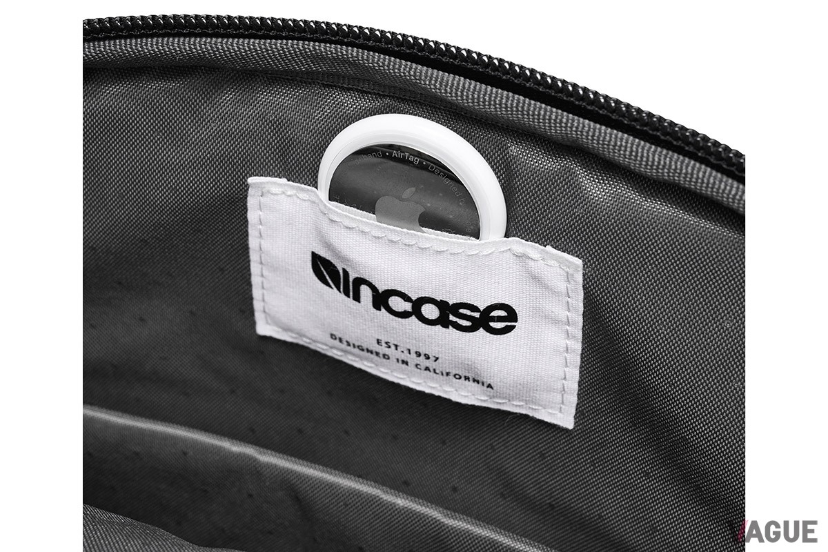 インケース「A.R.C.」コレクションの新作「A.R.C. Crossbody Bag」