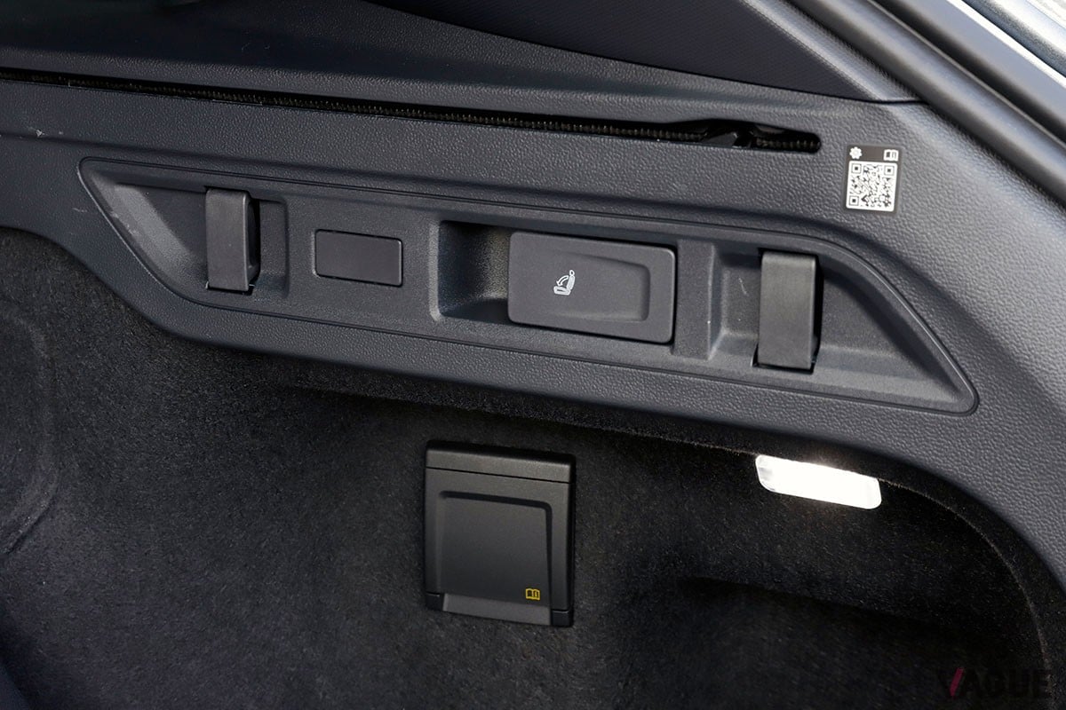 VW新型「パサート」