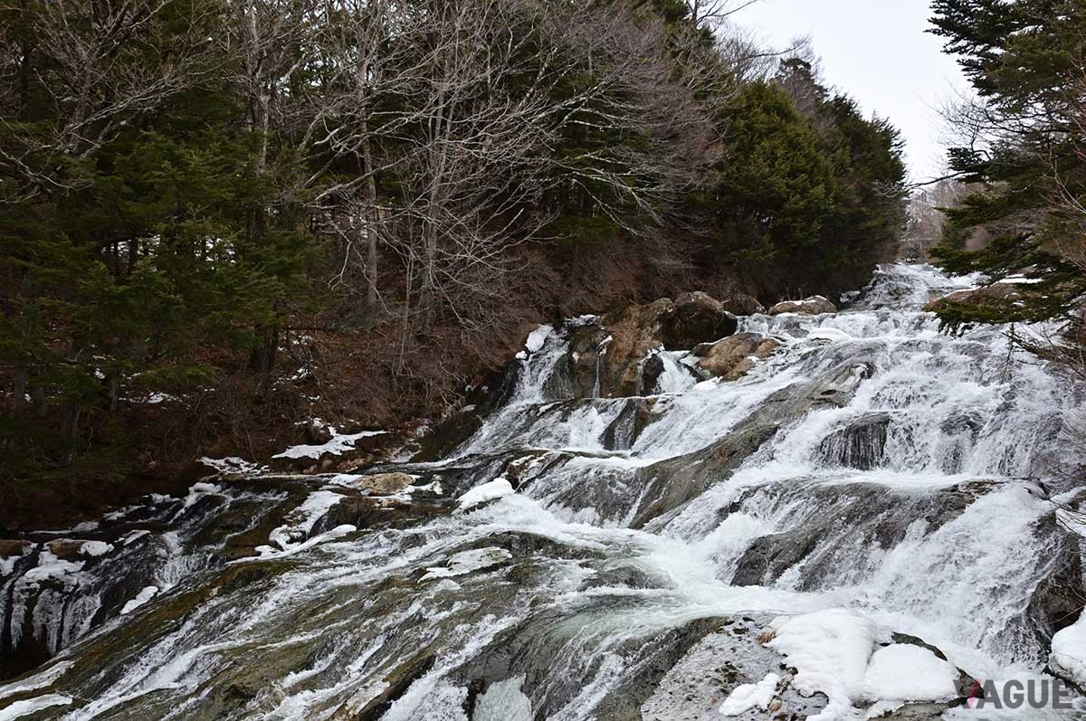 竜頭の滝の氷爆