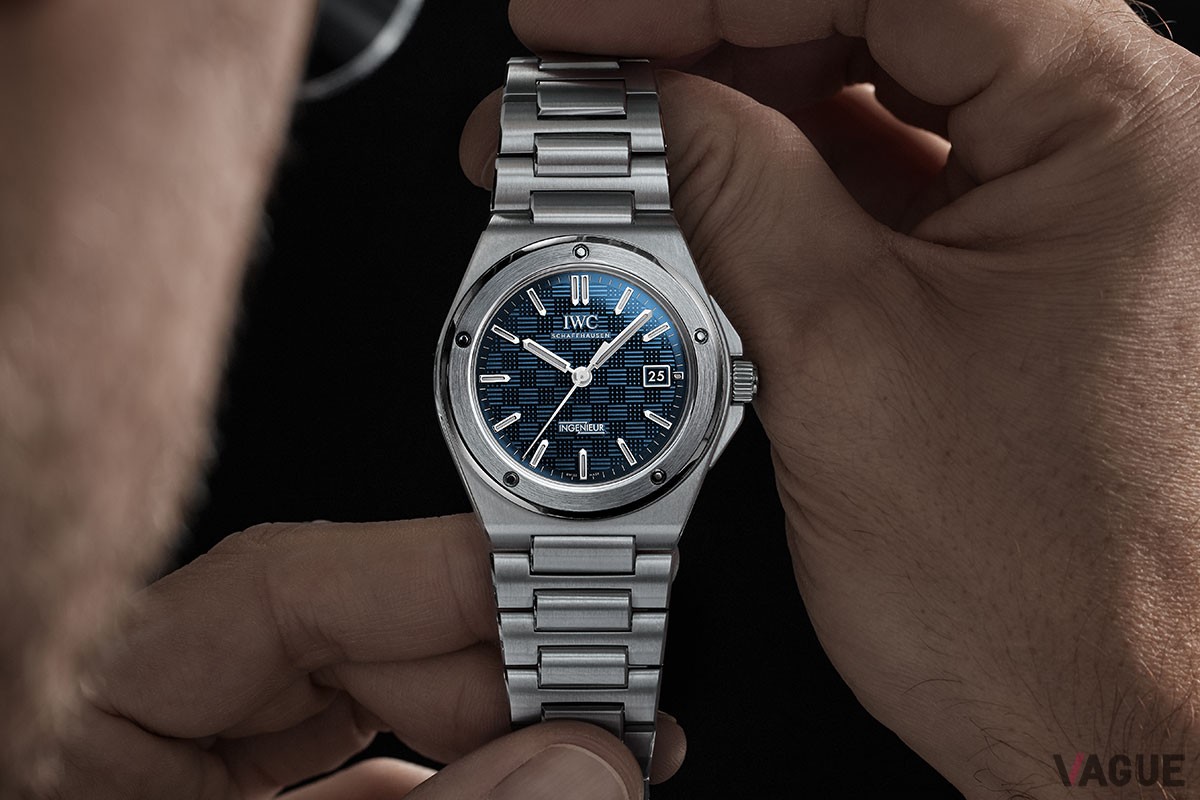 人間工学に基づいて入念に再設計されたブレスレット一体型ケース。薄型スリムなサイズとミドルリンクのアタッチメントにより、細めの手首にも優れた着用感を実現