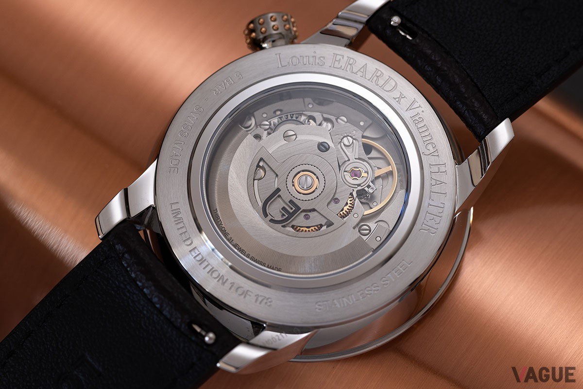 ケースバックにはコラボレーションの証として“Louis Erard x Vianney Halter Limited Edition 1 of 178”のエングレービングを添える