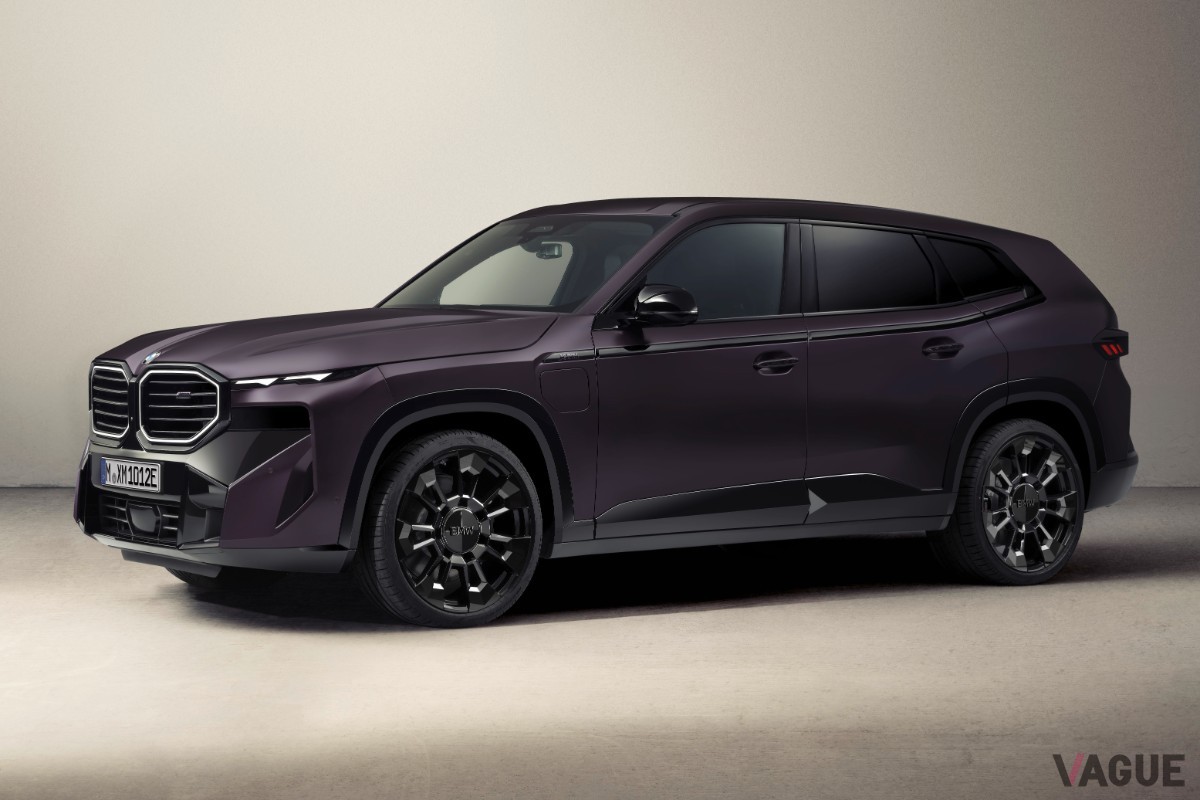 世界初公開された「2025 BMW XM by Kith」のエクステリア