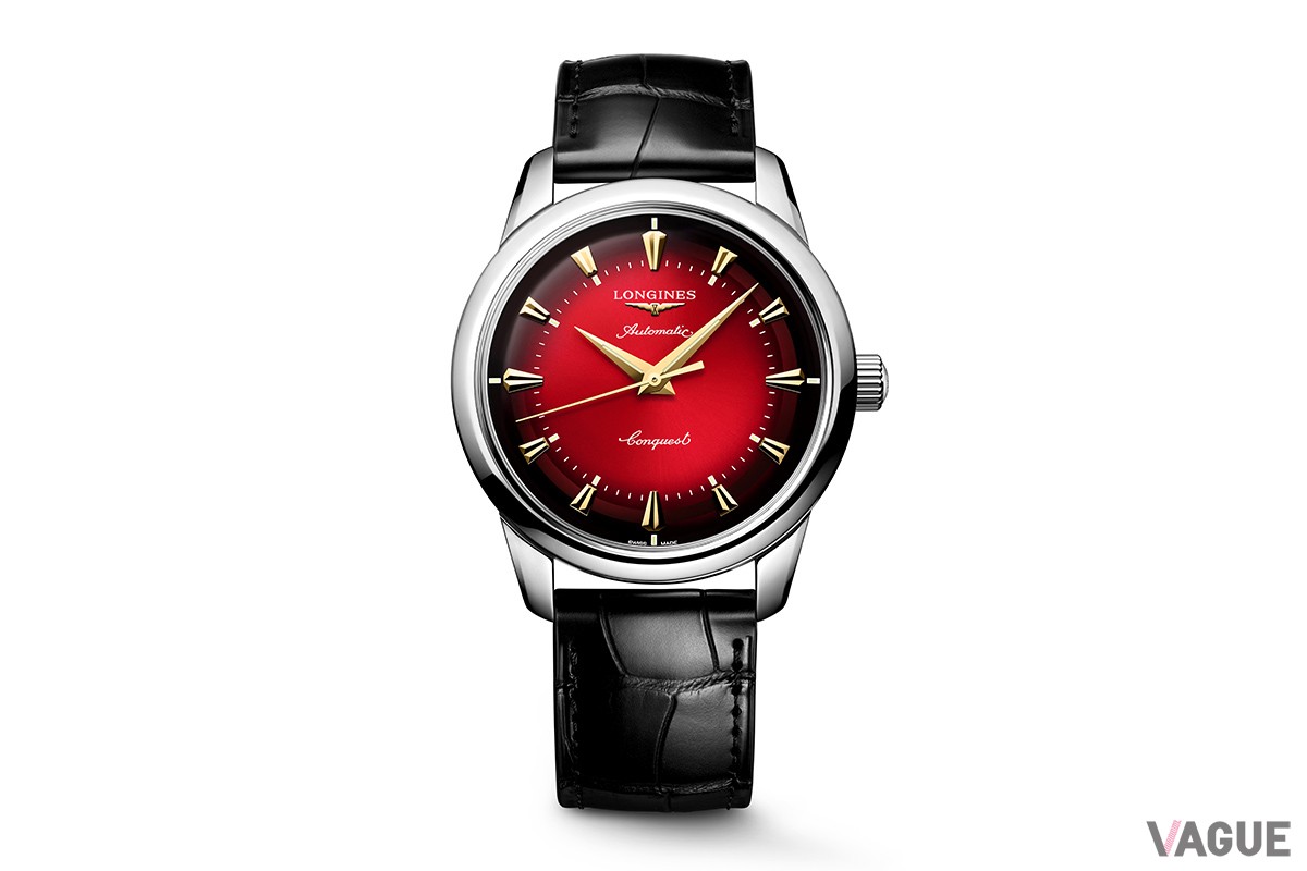 ケース径は40mm、ステンレススチール製。針にはスーパールミノバも