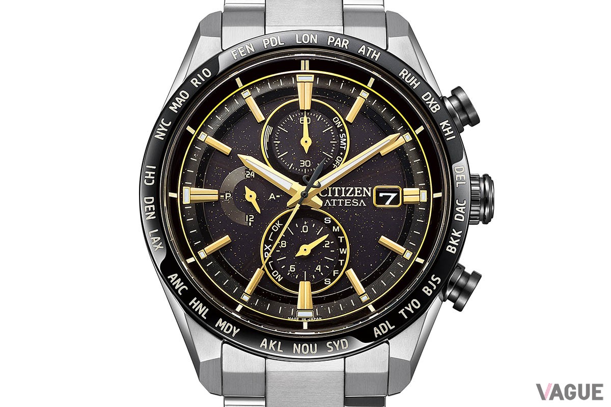 「シチズン アテッサ／ACT Lineエコ・ドライブ電波時計 ダイレクトフライト AT8184-57E」（15万9500円 消費税込）。多数のパーツがゴールドとなりインパクト抜群