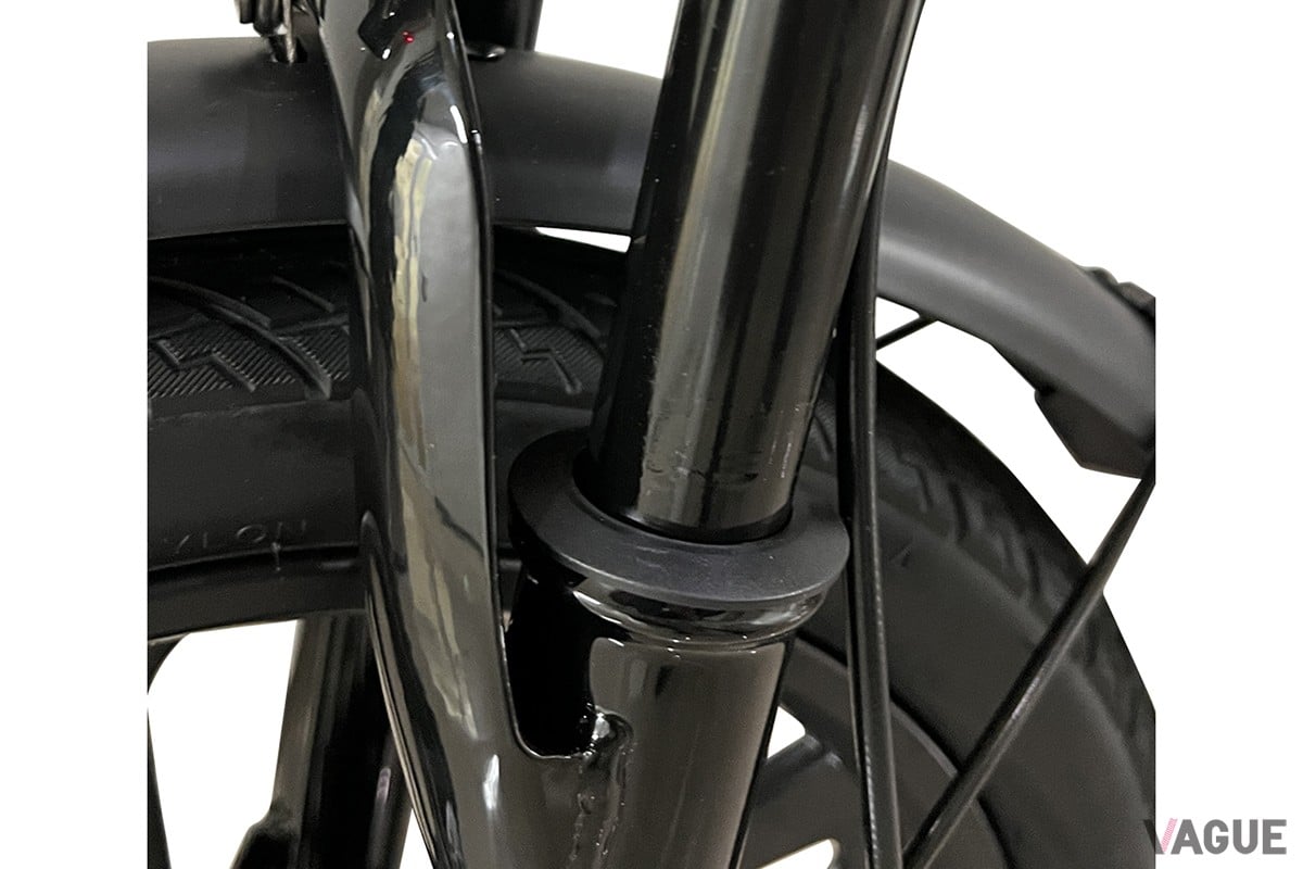 前方サスペンション