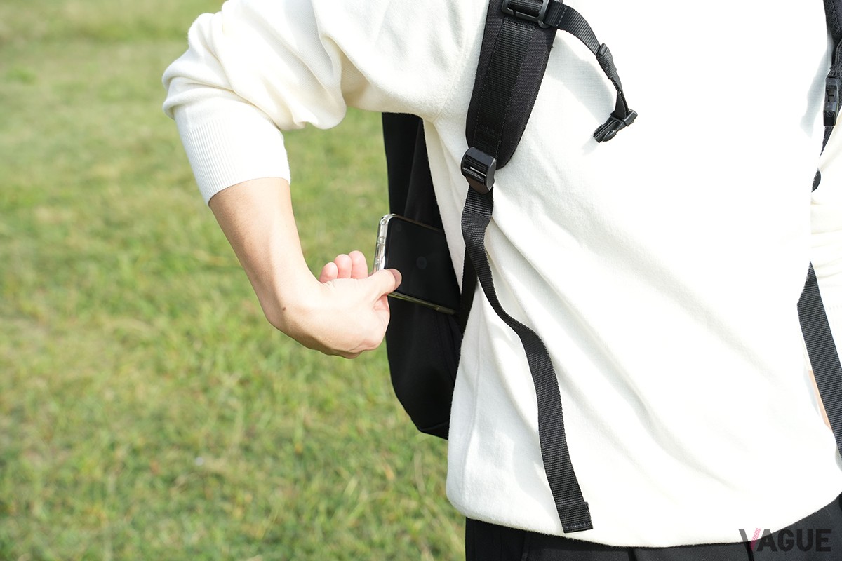 スマートフォン取り出しも簡単