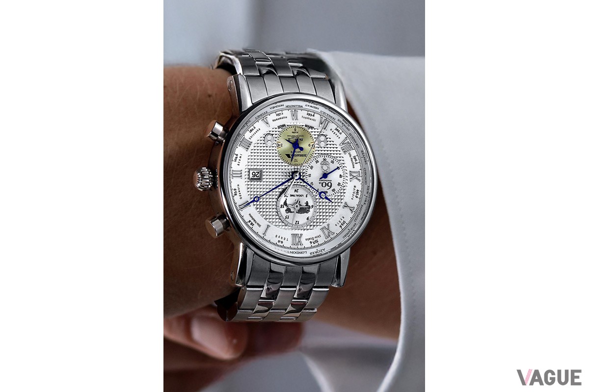 ダイヤルには東京～新大阪、新大阪～東京の営業距離と駅名（一部）が刻まれている