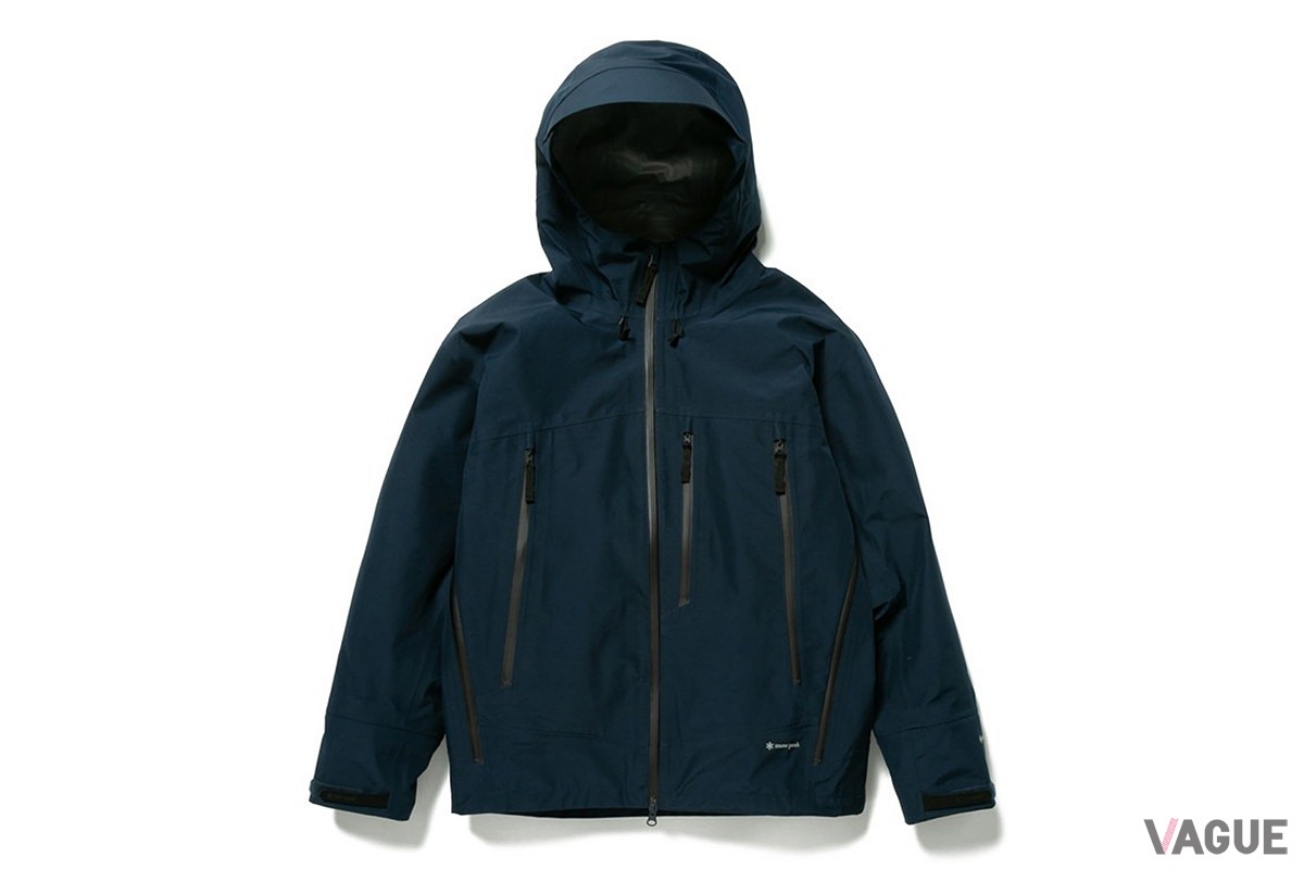 「GORE-TEX Rain Jacket」ネイビー