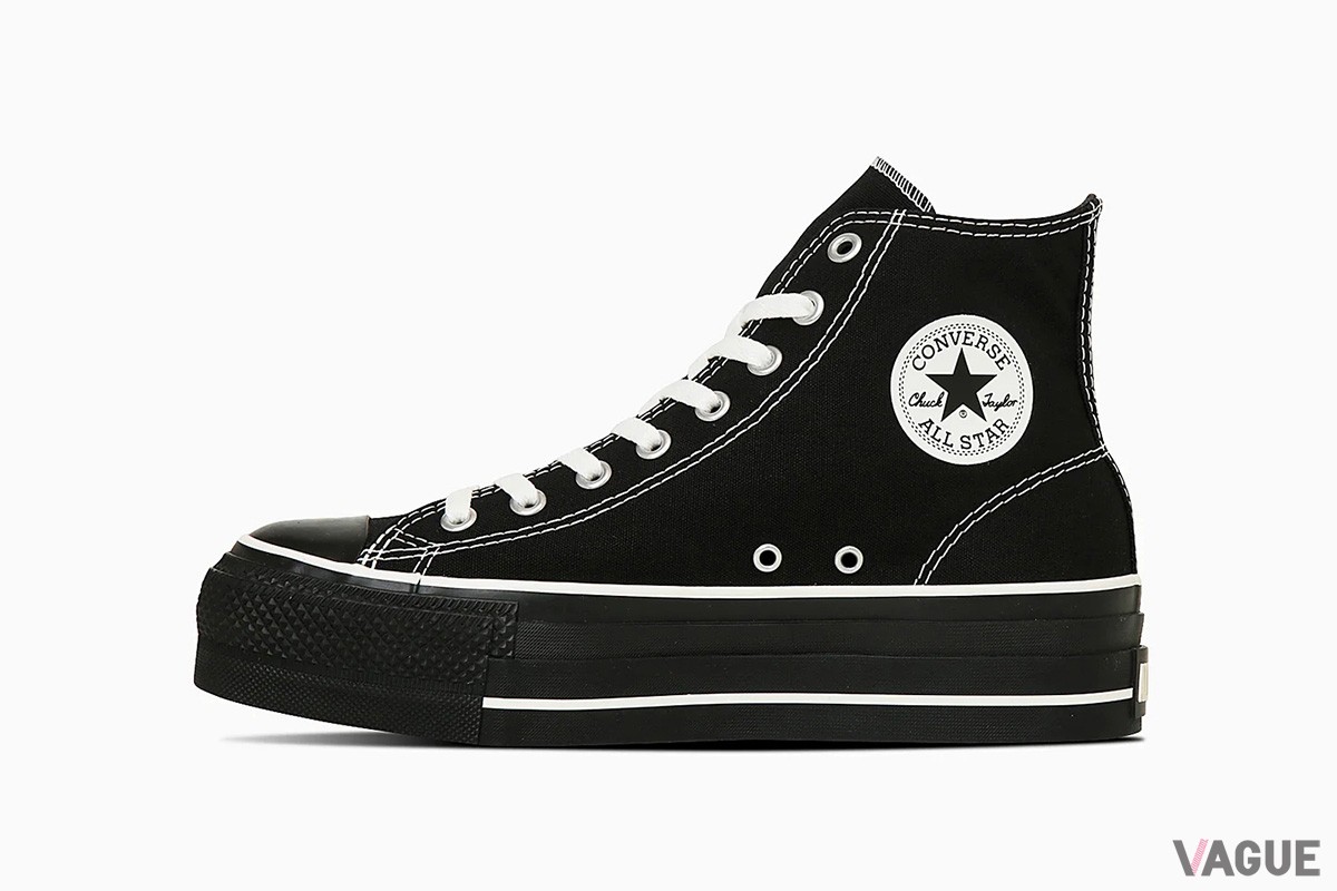 厚底ソールを搭載したコンバースのハイカットモデル「ALL STAR（R） LIFTED OVERTAPE ST HI」