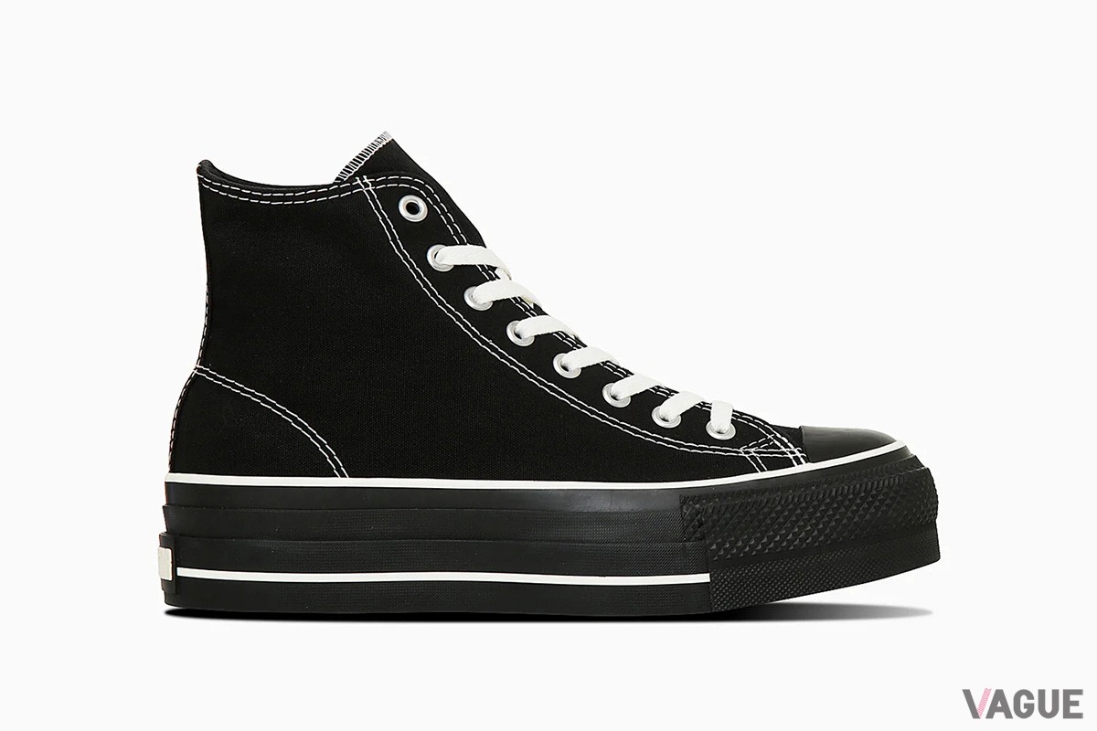 厚底ソールを搭載したコンバースのハイカットモデル「ALL STAR（R） LIFTED OVERTAPE ST HI」