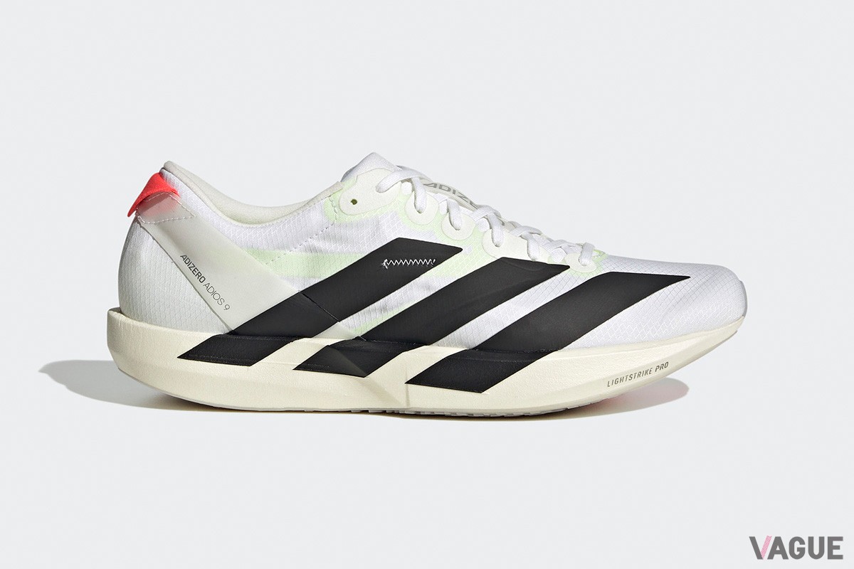 「ADIZERO ADIOS PRO 4」はマラソンやハーフマラソン、駅伝で勝利と最速に挑む、高反発推進テクノロジーを搭載した爆速レーシングモデル