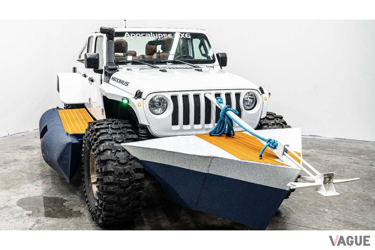 eBayで販売されていたジープ「グラディエーター」ベースの水陸両用仕様“SSアポカリプス・ボートトラック”（C）eBay（SoFlo Customs）