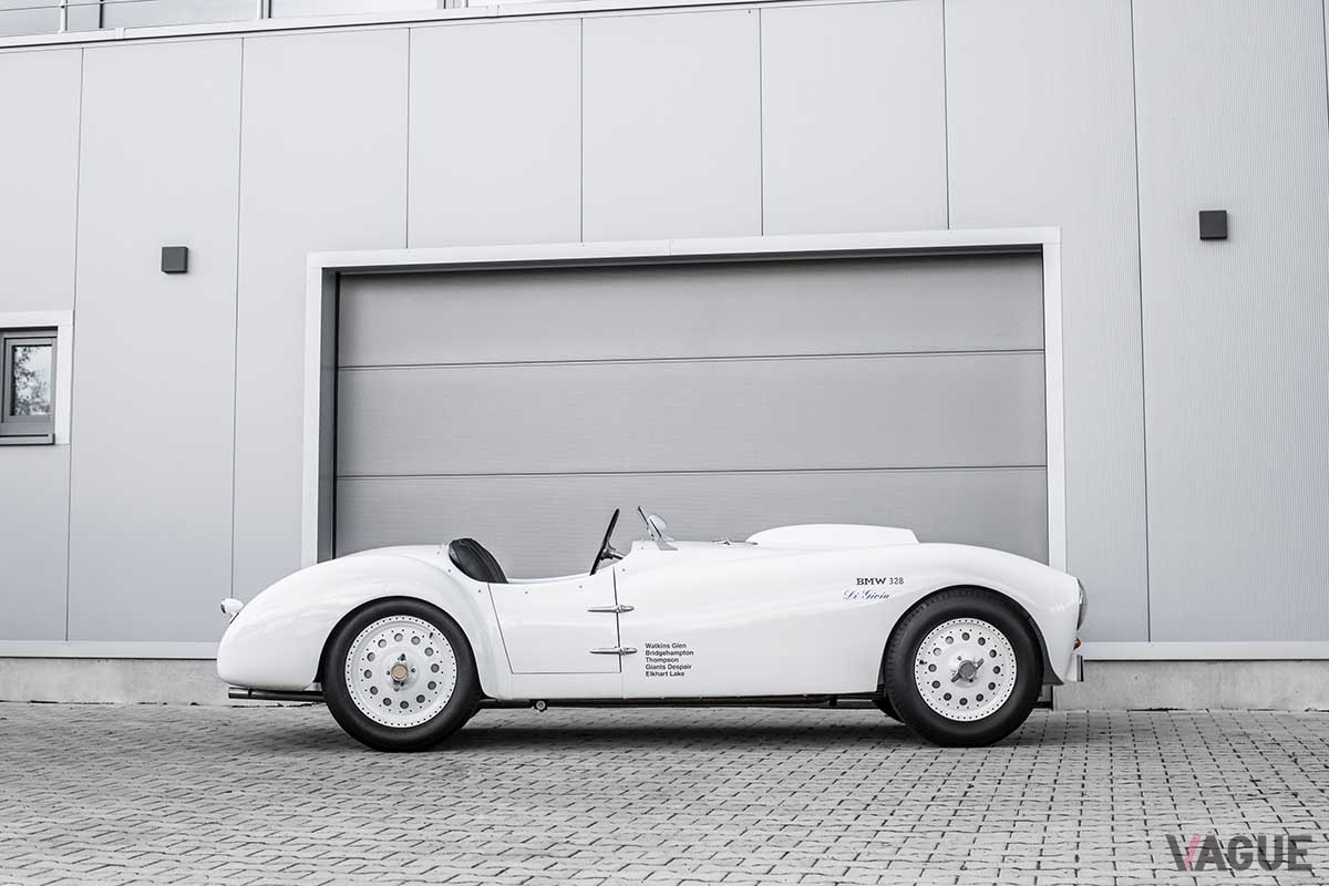 オークションに登場した1939年製BMW「328スペシャルコンペティション ロードスター」Remi Dargegen(c)2024 Courtesy of RM Sotheby's