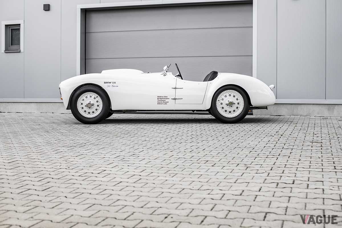 オークションに登場した1939年製BMW「328スペシャルコンペティション ロードスター」Remi Dargegen(c)2024 Courtesy of RM Sotheby's